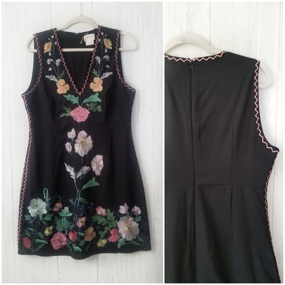 Anthropologie Dresses & Skirts - New Foxiedox Flora Embroidered Sheath Dress Sz 10